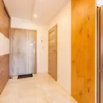 Lägenhet Paryska Deluxe By Bookinghost *