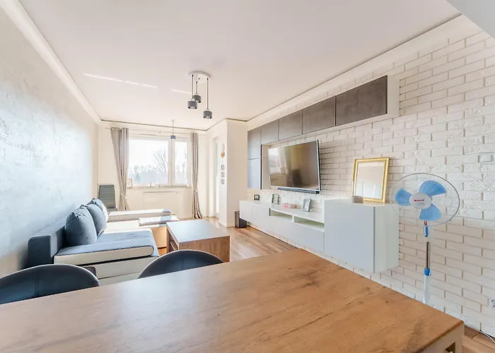 Paryska Deluxe By Bookinghost * Kolobrzeg